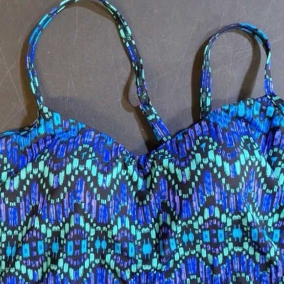 Women's Slimming V-Front Tankini Swimsuit Top Dreamsuit by Miracle Brands Sz 10 - Picture 5 of 9